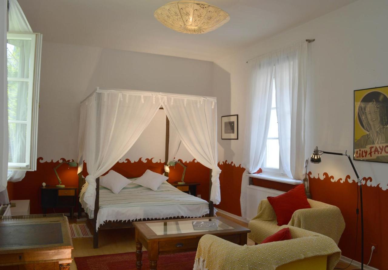 Epic Location Apartment Dusseldorf Bagian luar foto