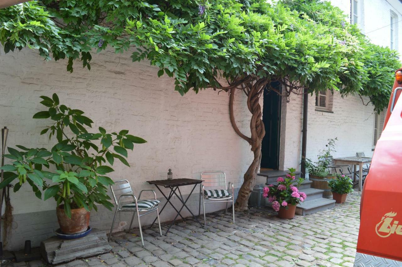 Epic Location Apartment Dusseldorf Bagian luar foto